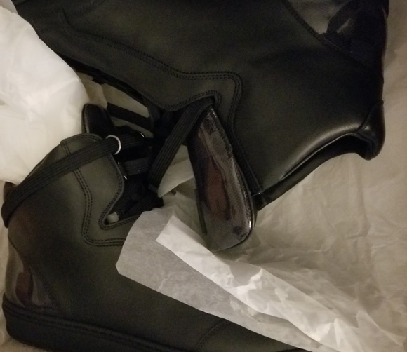 Louis vuitton speaker sneaker - Picture 7 of 8